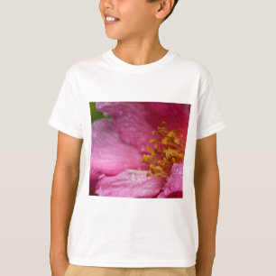 Camiseta Pink Camellia Flower Stamens