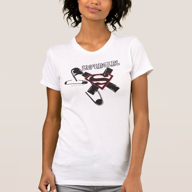 Camiseta Pinos de Segurança Pretos da Supergirl (Frente)