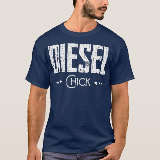 Camiseta Pintinho Diesel, Mulheres Sujas Carro-Motorista (Frente)