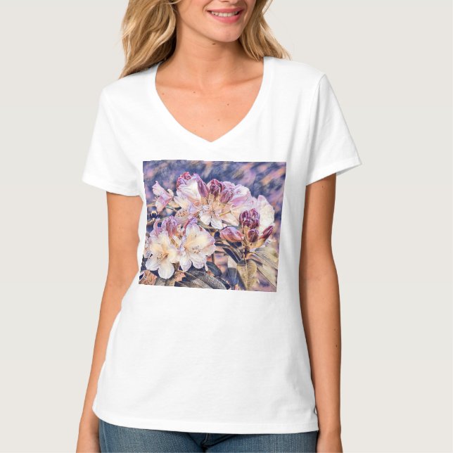 Camiseta Pintura em aquarela com flor de azeea roxa (Frente)