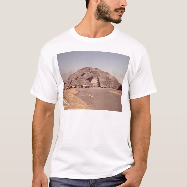 Camiseta Pirâmide da lua, ANÚNCIO c.100-350 construído (Frente)