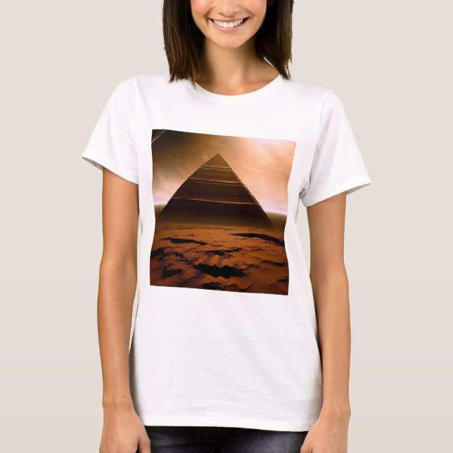 Camiseta Pirâmide do Planeta Vermelho (Frente)