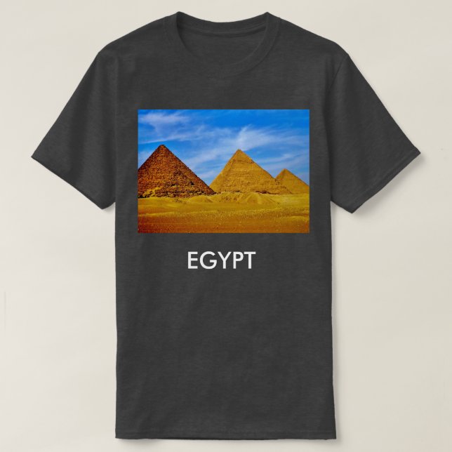 Camiseta Pirâmides em Giza (Frente do Design)
