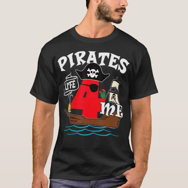 Camiseta Pirata Me Faz Aniversário (Frente)