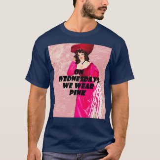 Camiseta Pirata Ruiva como Menina Média na Caribe