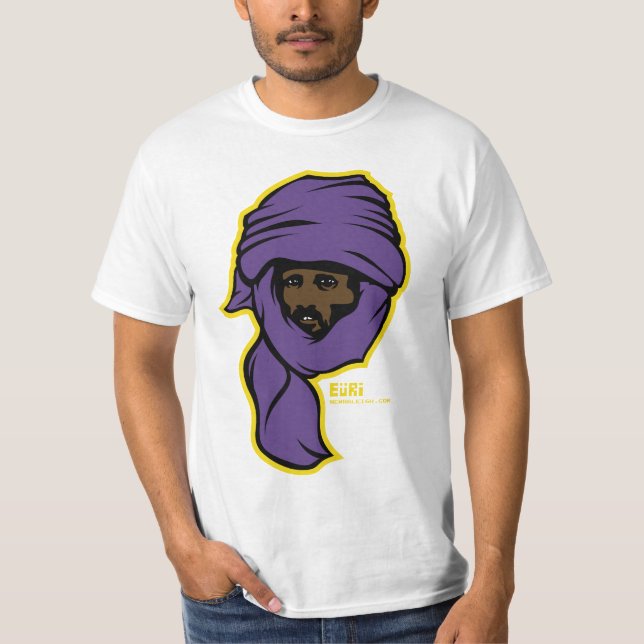 CAMISETA PIRATAS (BRANCOS) (Frente)