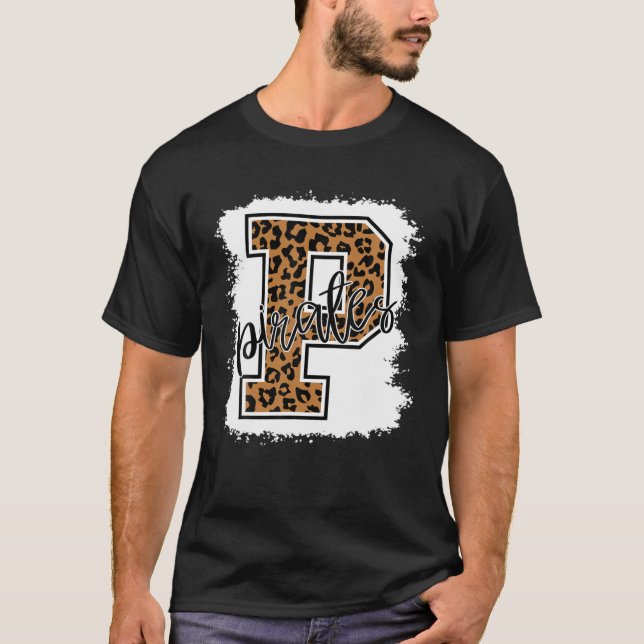 Camiseta Pirates School Sports Fan Team Spirit Mascot Gift (Frente)