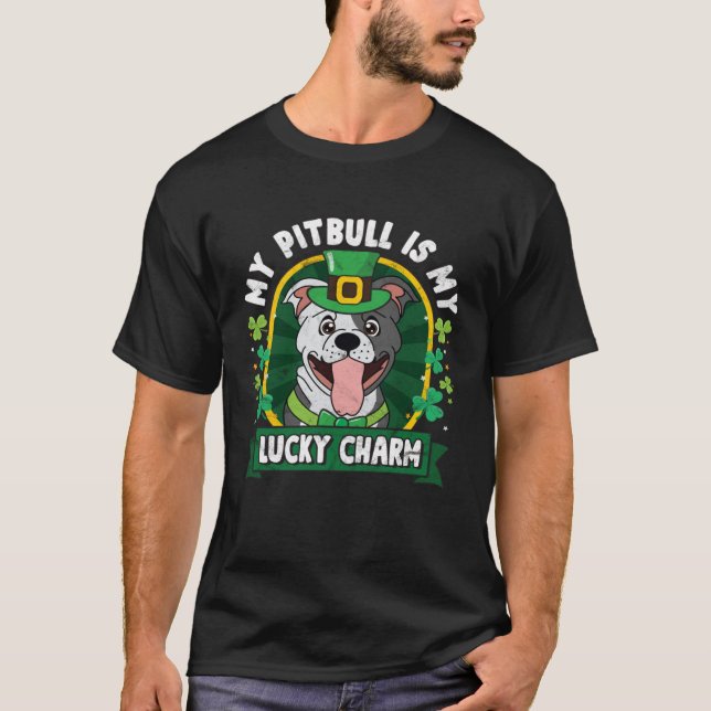 Camiseta Pitbull St Patricks Lucky Charm Mom Dad (Frente)