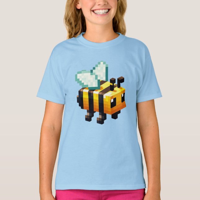 Camiseta Pixel Buzz: A aventura ensolarada sobre o campo (Frente)