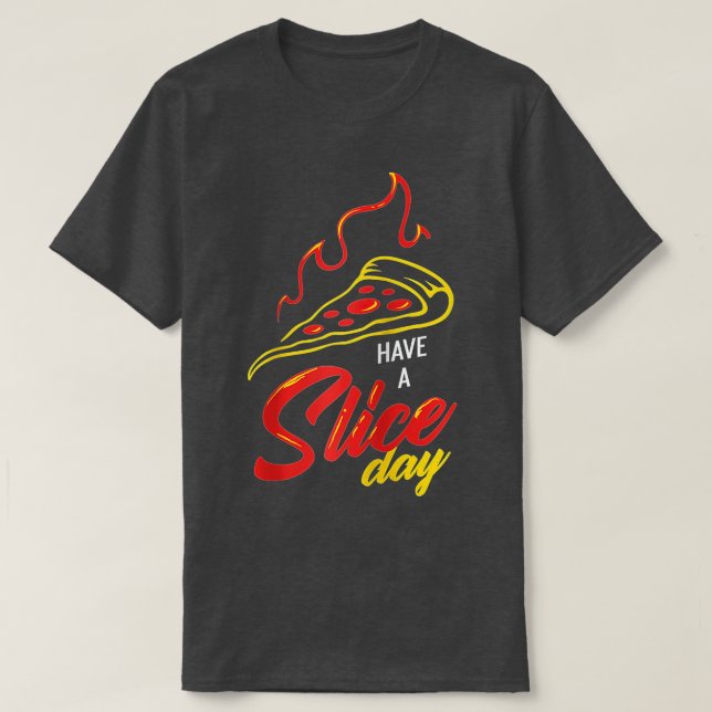 Camiseta Pizza com crosta de queijo e fatia para ter uma fa (Frente do Design)