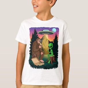 Camiseta Pizza Engraçada De Pé Grande Com OvNI De Alienígen