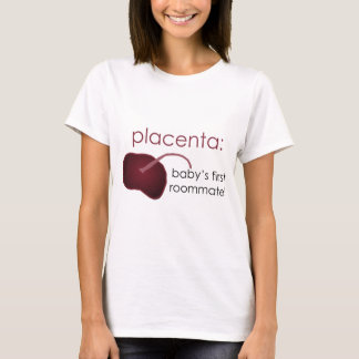 Camiseta placenta, o primeiro companheiro de quarto do bebê