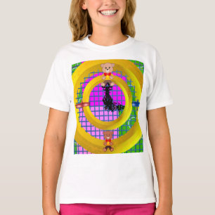Camiseta Plane Bowtie sobre blocos rosa modernos