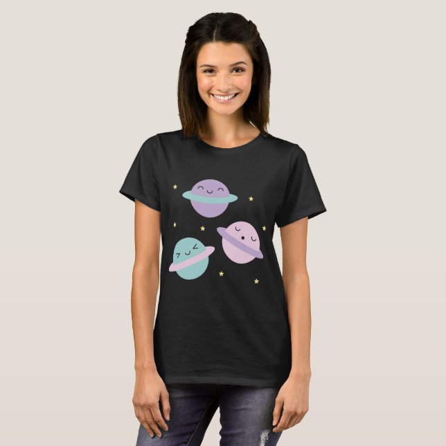 Camiseta Planetas Pastel Kawaii (Frente Completa)