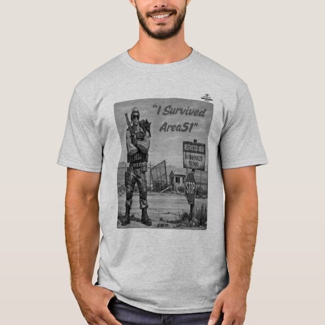 Camiseta Playera Area51 -I survived Area51 (Frente)
