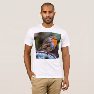 Camiseta Plump Robin Perch Em Uma Arte De Vida Selvagem De