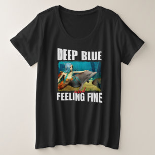 Camiseta Plus Size Azul profundo e sensação de boa Sereia e golfinho