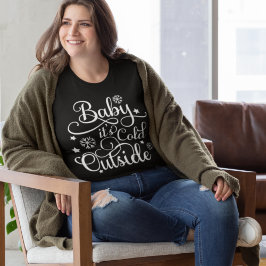 Camiseta Plus Size Baby Its Cold Outside Black and White Women's