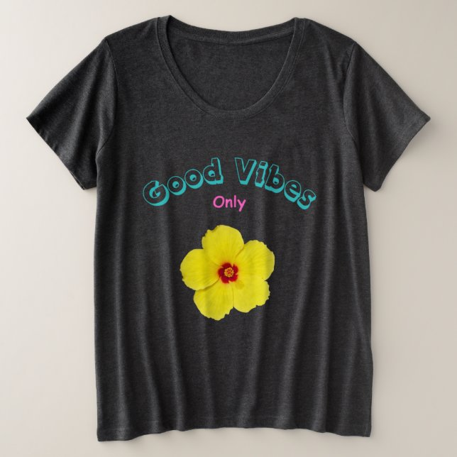 Camiseta Plus Size Boas Víblias Apenas Arte de Hibisco Amarelo (Frente do Design)