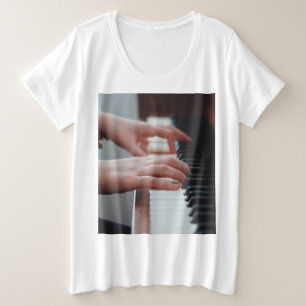 Camiseta Plus Size Design de Piano bonito