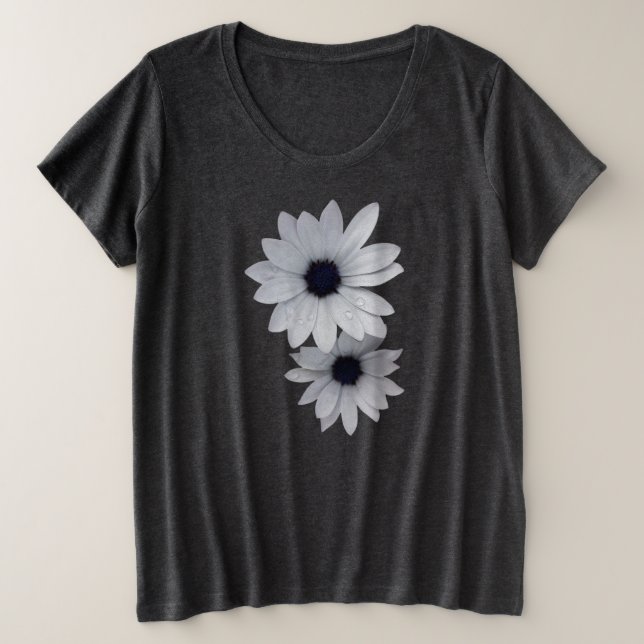 Camiseta Plus Size duas flores brancas (Frente do Design)