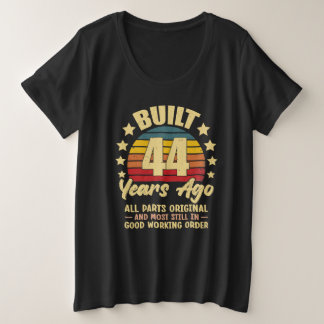 Camiseta Plus Size Há 44 Anos Todas as Peças Originais Aniversário de