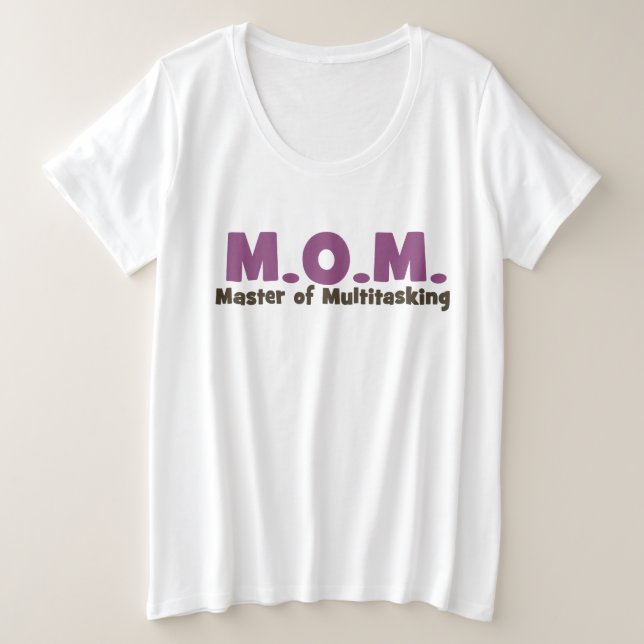 Camiseta Plus Size Mestre de multitarefa MOM (Frente do Design)