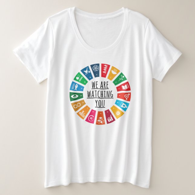 Camiseta Plus Size Nós Estamos Vendo Você (Frente do Design)