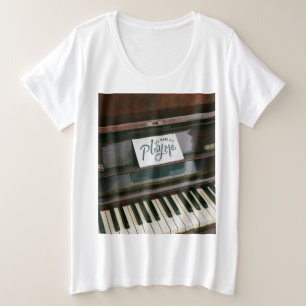 Camiseta Plus Size Piano bonito