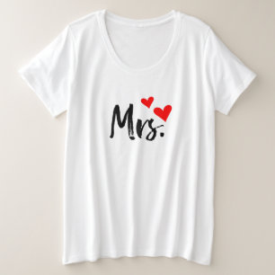 Camiseta Plus Size Sra. T-Shirt - Design da Esposa do Coração Vermelh
