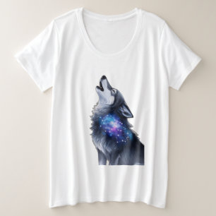 Camiseta Plus Size Um lobo uivando numa galáxia estrelada