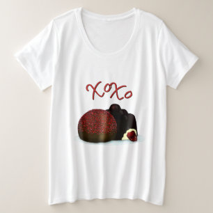 Camiseta Plus Size XOXO Bombom de Dia dos Namorados e Chocolate Amare