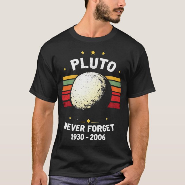 Camiseta Plutão Nunca Esqueça o tributo de Vintage (Frente)