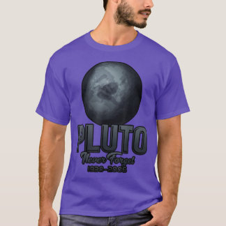 Camiseta Plutão Nunca Esquece 1930-2006