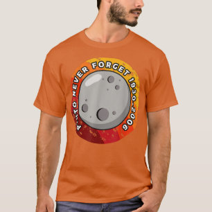 Camiseta Plutão Nunca Esquece 1930-2006