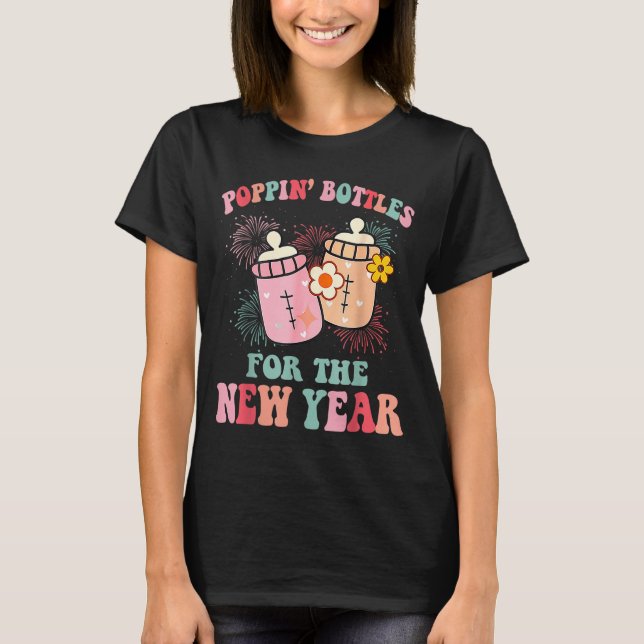 Camiseta Pn’ Bottles For The New Year Nicu Nurse  (Frente)