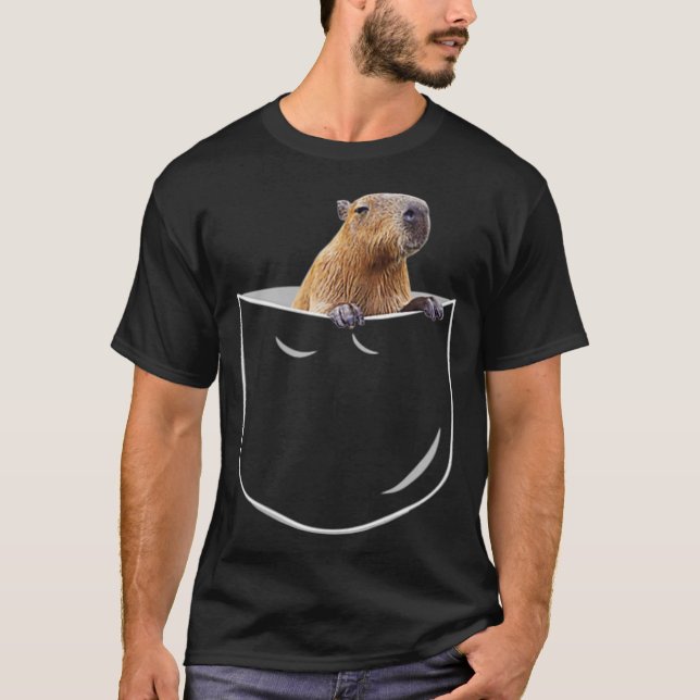 Camiseta Pocket Capybara Shirt Funny Capybara In Pocket (Frente)