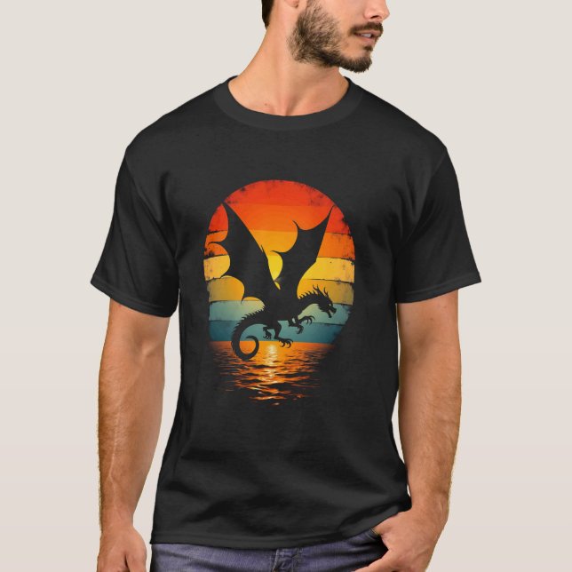 Camiseta Poderoso Dragão ao Pôr do Sol (Frente)