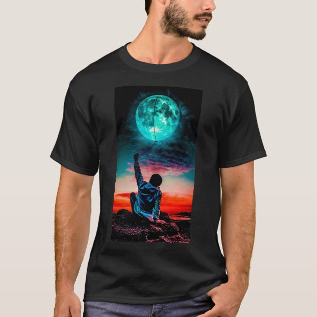 Camiseta "Poderoso Guardião: Design de Tatuagem de Pequeno  (Frente)