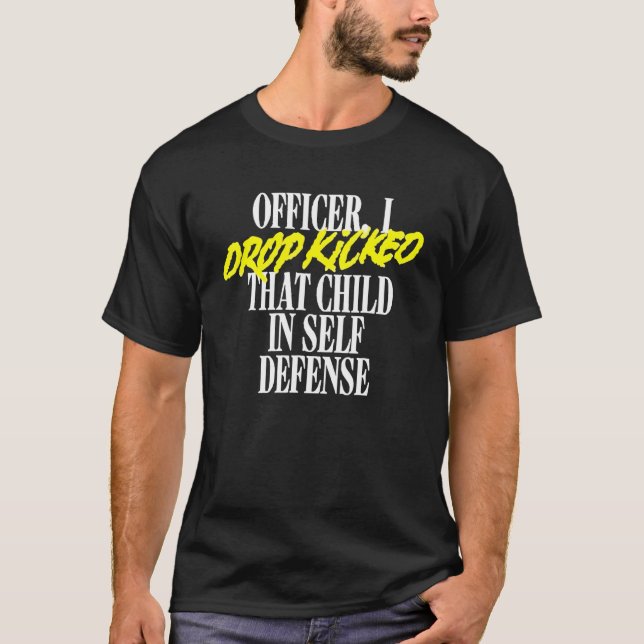 Camiseta Policial Eu Deixei A Criança Em Autodefesa F (Frente)