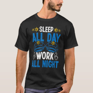 Camiseta Policial Noturno Dorme o Dia Todo Turno da Noite P