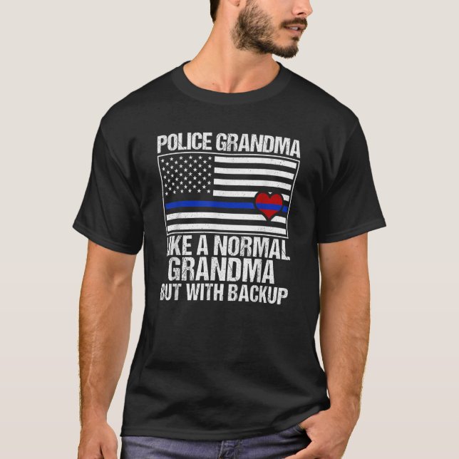 Camiseta Policial Vovó Blue Line Flag Heart (Frente)