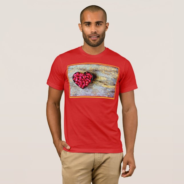 Camiseta "Pomegranates Heart Fruta" Foto Grata. Compre agor (Frente Completa)