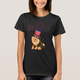 Camiseta Pomerânia Cão Vermelho Branco Azul Fogos de Artifí