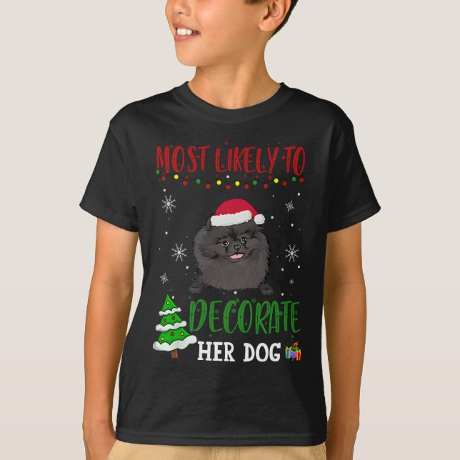 Camiseta Pomeranian Black Dog Christmas Most Likely To Deco (Frente)