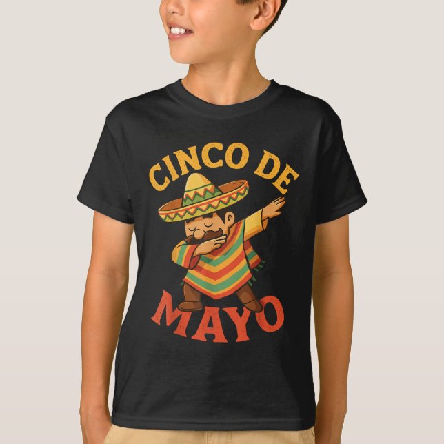 Camiseta Poncho Mexicano Dabbing Cinco De Mayo  (Frente)