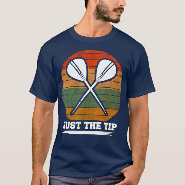 Camiseta Ponta Sarcástica De Dardos Dizendo Trabalho de art (Frente)