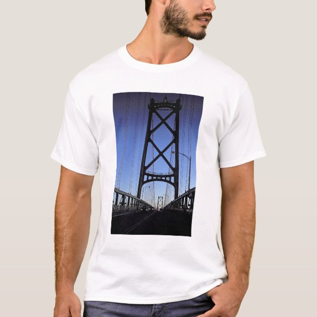 Camiseta Ponte Angus L Macdonald, Halifax, Nova (Frente)