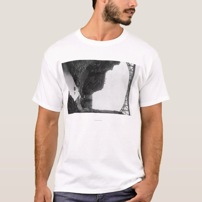 Camiseta Ponte curvada do rio em Oregon central Photograp (Frente)