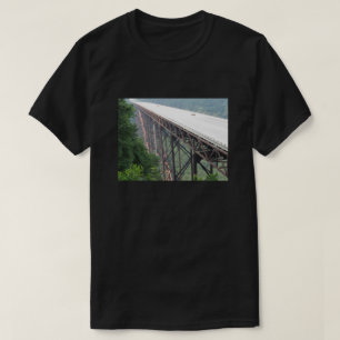 Camiseta Ponte de desfiladeiro de rio novo, West Virginia,